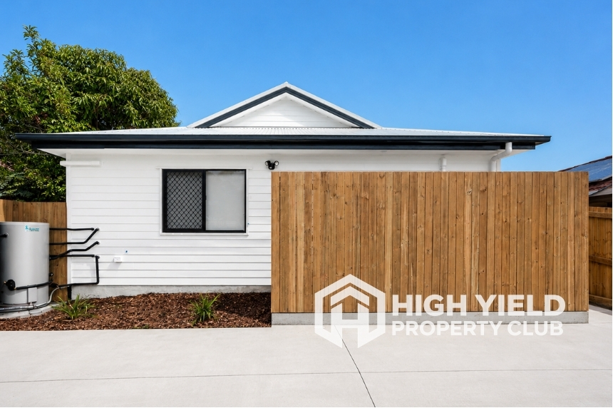 facade of a modern rooming house Tingalpa
