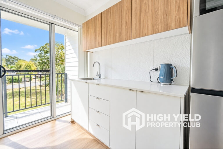 private kitchenette of a modern rooming house in Sunshine Coast